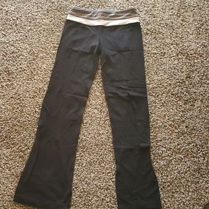 Lululemon yoga pants